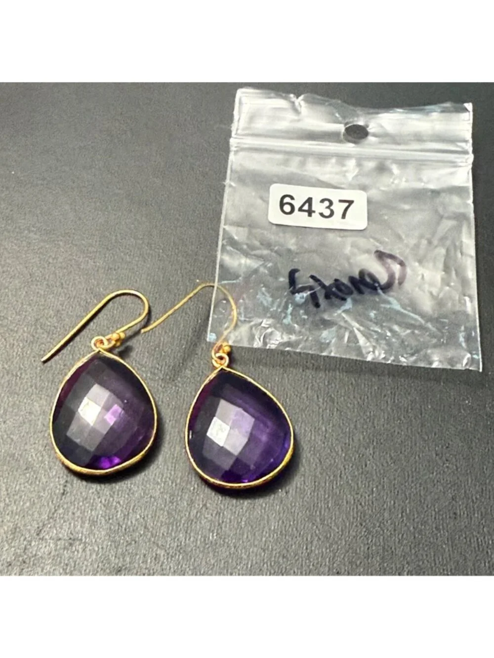 Earrings Hook Teardrop Faceted Purple Stone Boho Gold Tone 1.5 inches